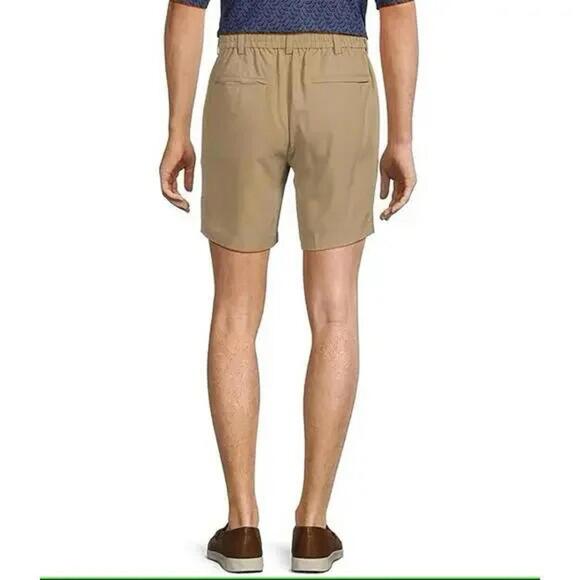 Roundtree & Yorke Flat Front 8" Inseam Shorts - NWT (New) - Picture 2 of 3